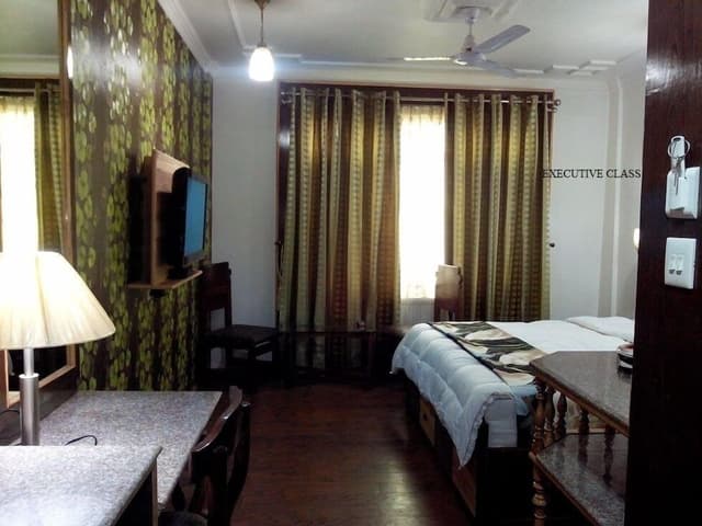 Executive Room, Mountain View