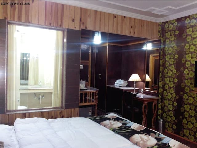 Executive Room, Mountain View