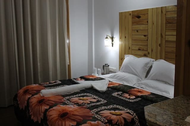 Executive Room, Mountain View