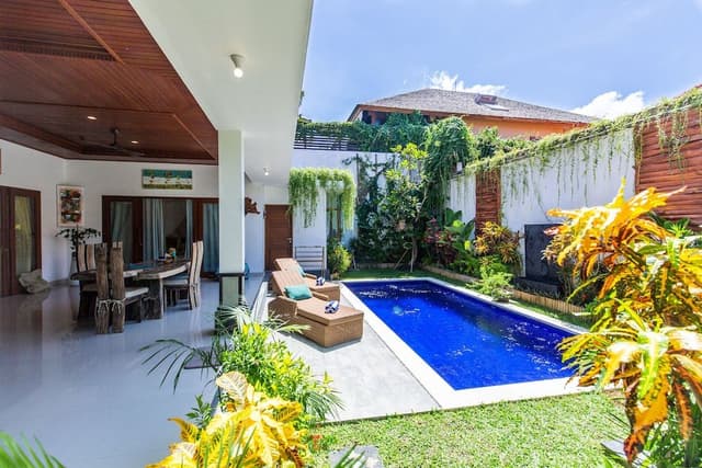 5 Bedroom MasBro villa