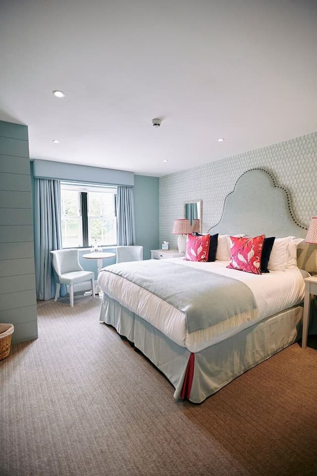 Splendid Room