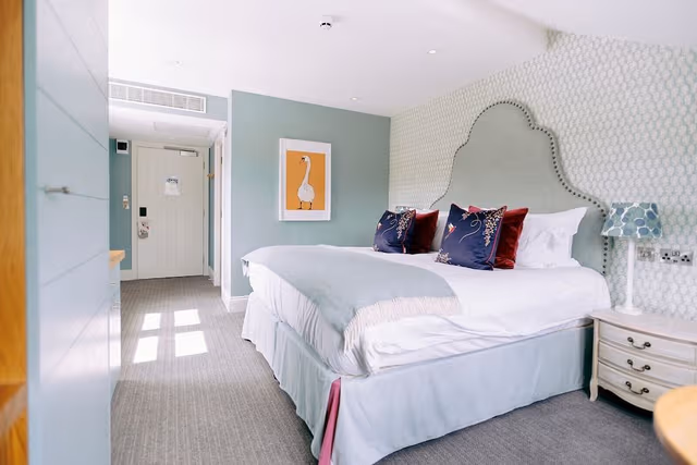 Splendid Room