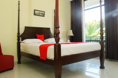 RedDoorz Room
