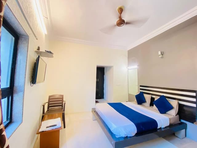 Deluxe Room, 1 Double Bed, City View