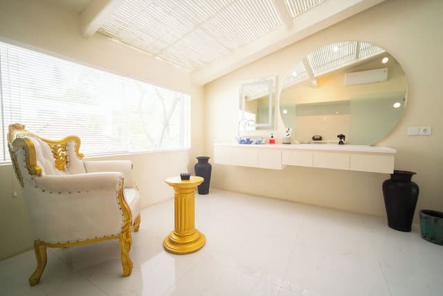 King Suite