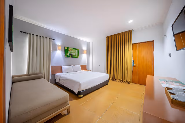 Deluxe Double or Twin Room