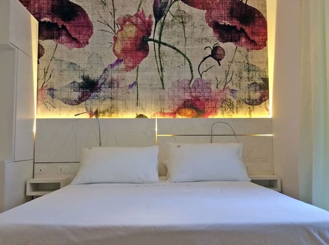 Standard Room, 1 Queen Bed