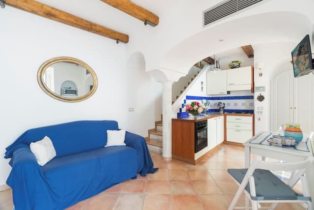 Panoramic Apartment, 2 Bedrooms, 2 Bathrooms, Sea View (La Casa del Sole)