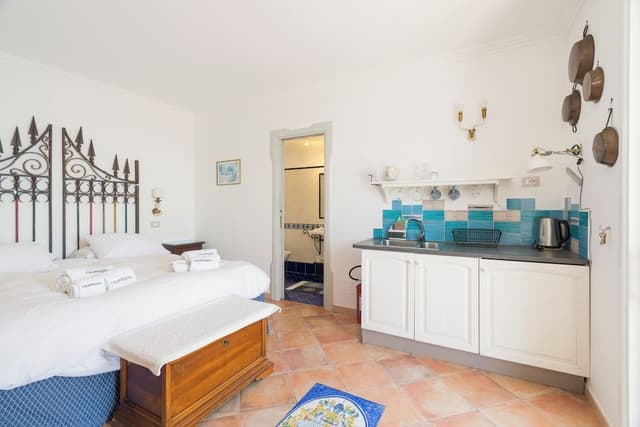 Panoramic Apartment, 2 Bedrooms, Jetted Tub, Sea View (L'Infinito)