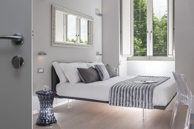 Deluxe Double Room (with Colosseo View)