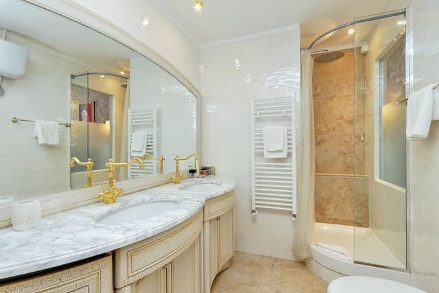 Suite, City View (Cesare)