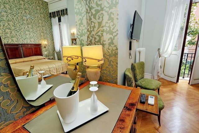 Suite, Garden View, Garden Area (Adriano)
