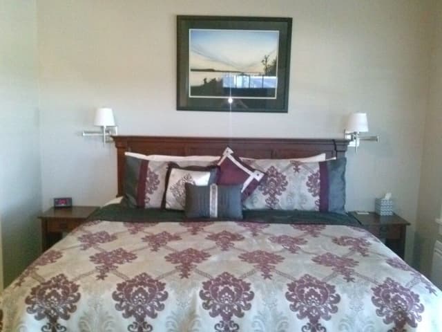 Harbor View Suite