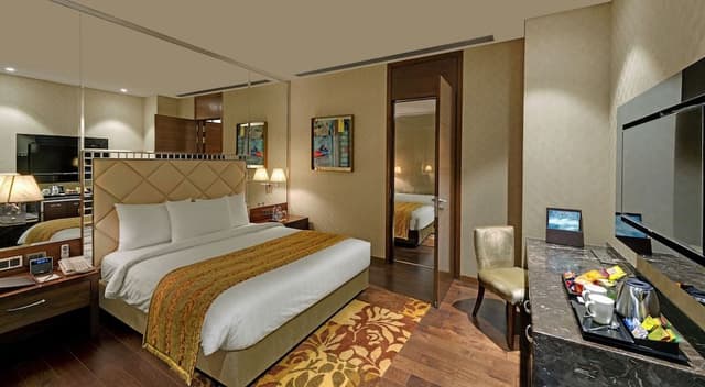 Premium Queen Room