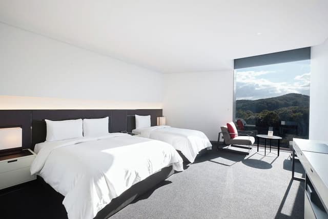 [Breakfast for 2 People Included] Deluxe Family Mountain View