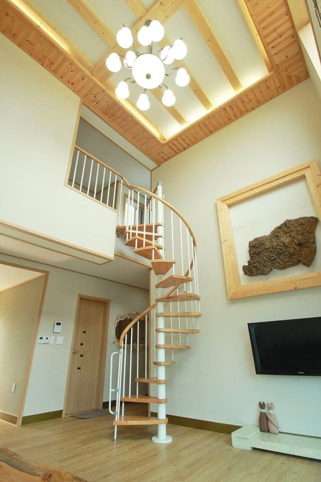 Room (Duplex, 45PY)