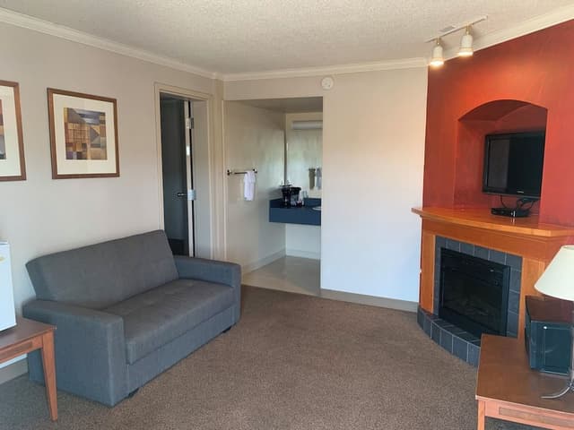 Junior Executive Suite