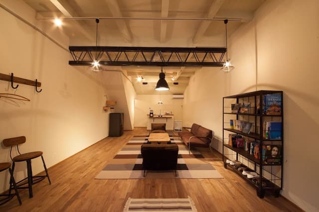 Entire House with Free Parking