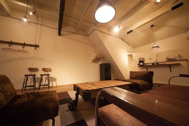 Entire House with Free Parking