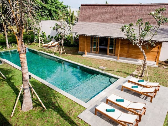 Villa, Smoking