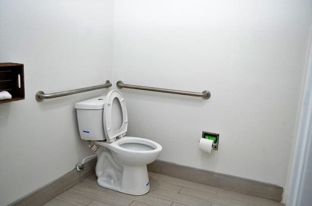 Standard Room, 2 Queen Beds, Non Smoking