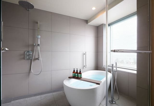 Junior Suite, 2 Double Beds, Balcony (Wing Building)