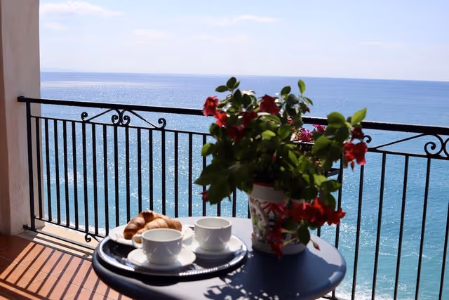 Deluxe Room, Terrace, Sea View