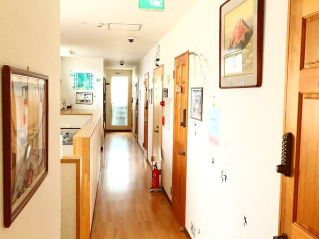 Economy Twin Room