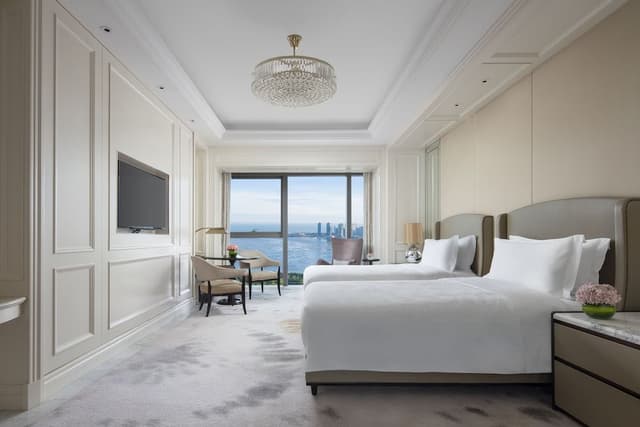 Club Executive Ocean View Twin