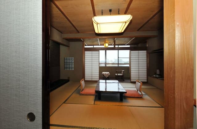 Japanese Style Room (Shisuikan)