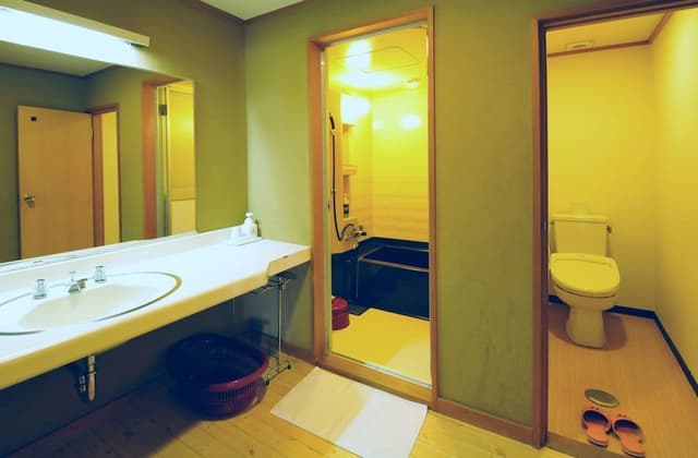 Japanese Style Room (Shisuikan)