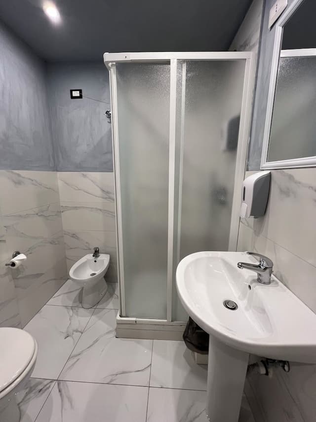 Basic Shared Dormitory, Women only, Shared Bathroom