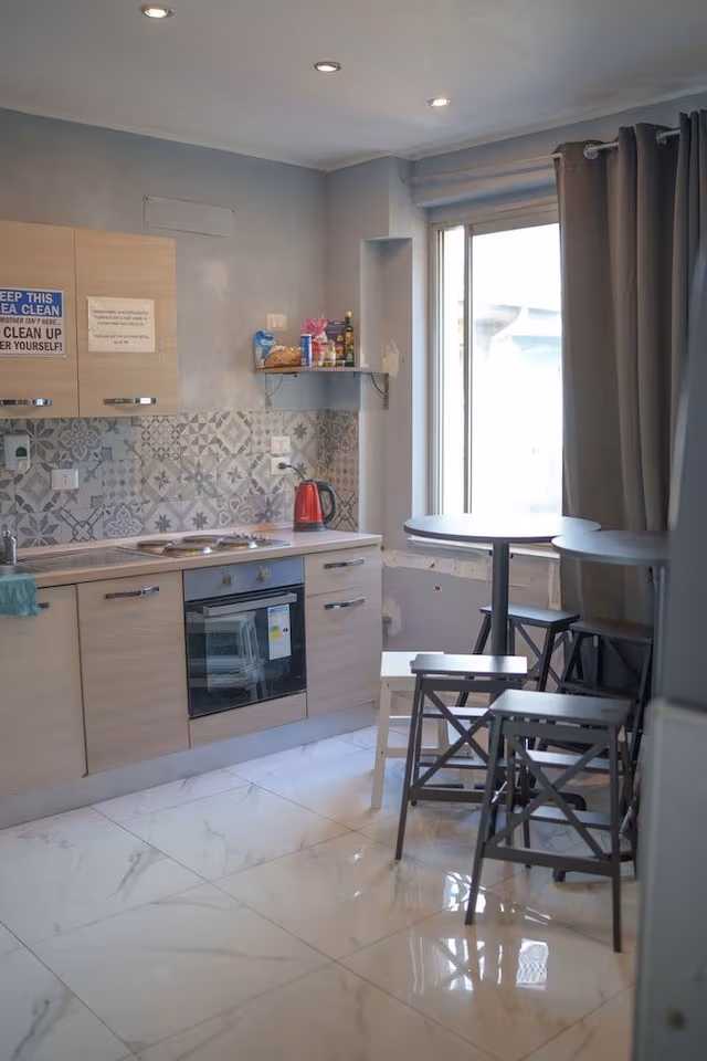 Basic Shared Dormitory, Women only, Shared Bathroom