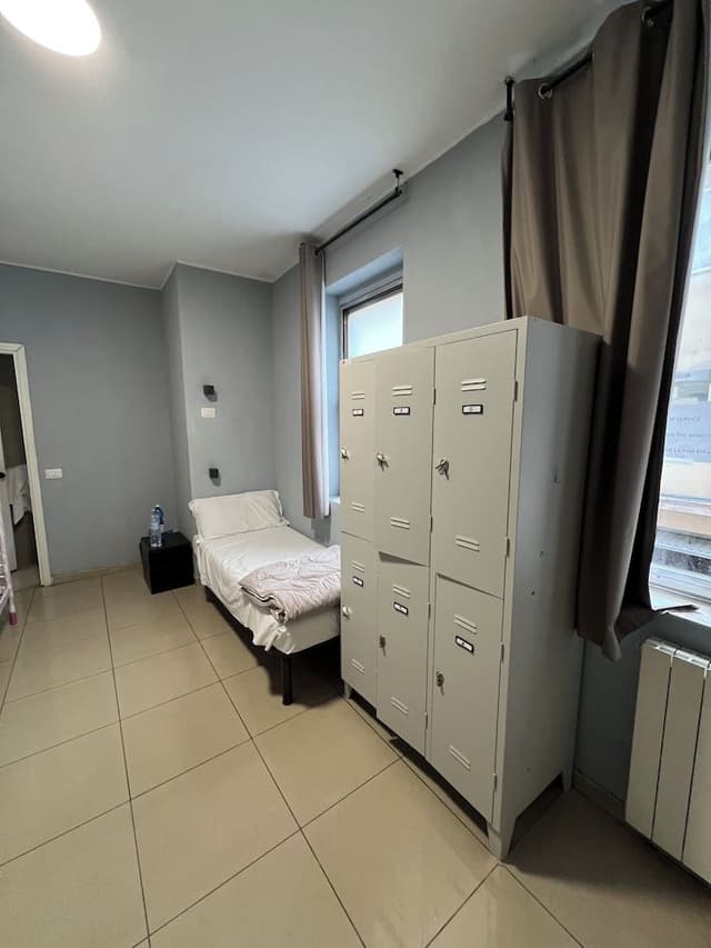 Basic Shared Dormitory, Women only, Shared Bathroom