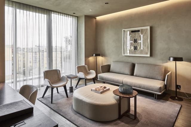 Executive Suite