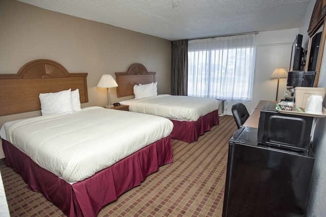Standard Room, 2 Queen Beds, Smoking