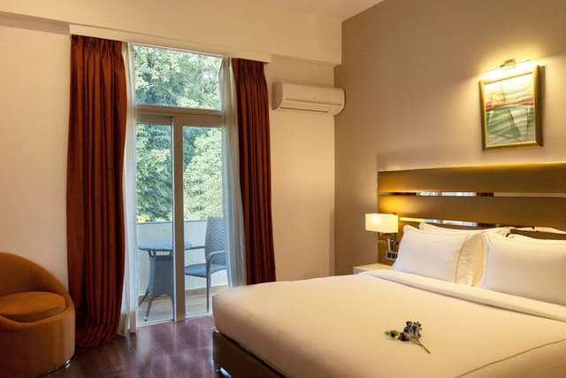 Jungle View Room