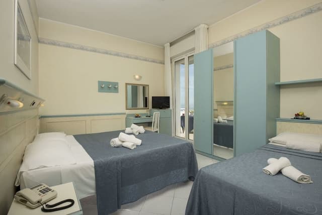 Triple Room, Balcony