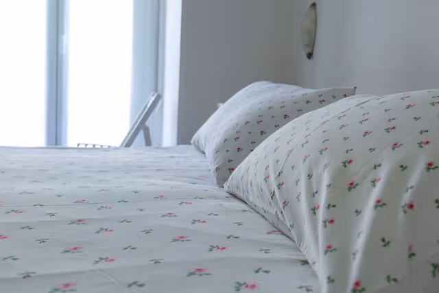 Double or Twin Room, Partial Sea View