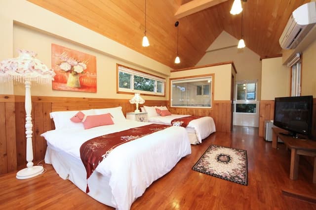 Basic House, 2 Double Beds
