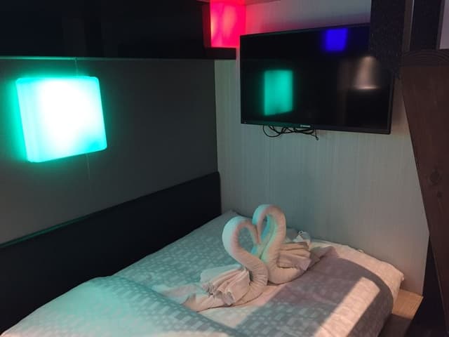 Twin Room, Shared Bathroom