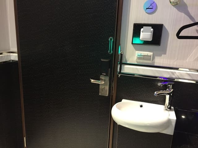 Twin Room, Shared Bathroom