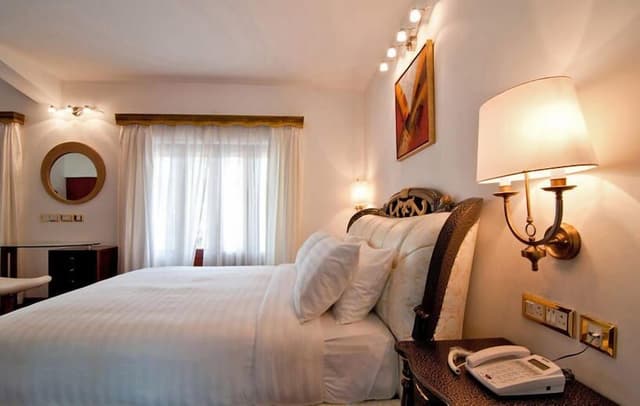 Suite, Garden View
