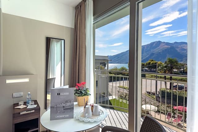 Superior Double or Twin Room, Lake View