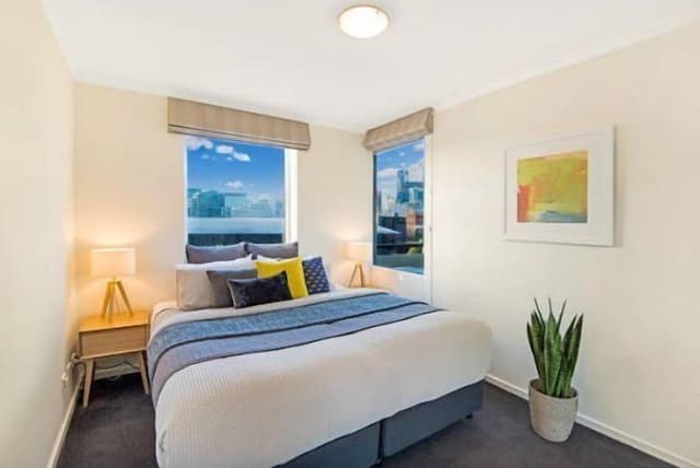 2-Bedroom 1-Bathroom City View Apartment