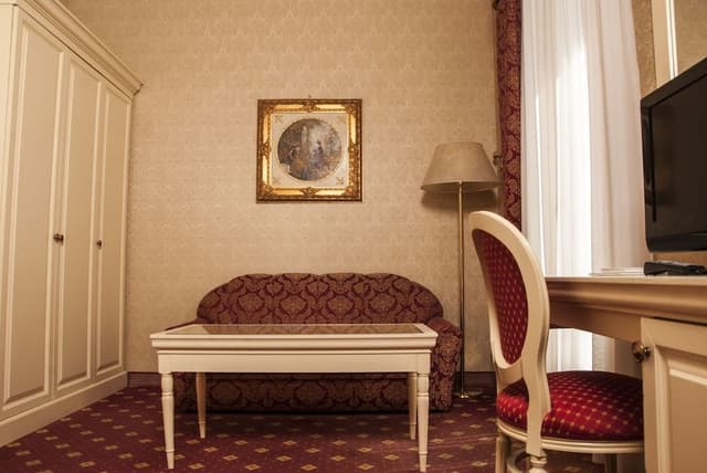 Junior Studio Suite