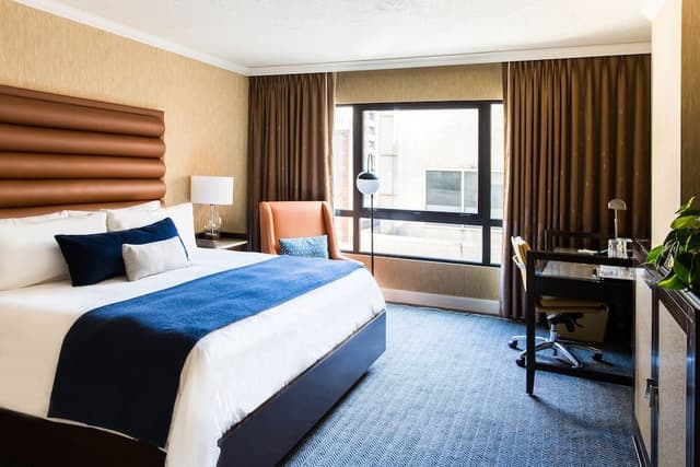 Executive Suite, Multiple Beds