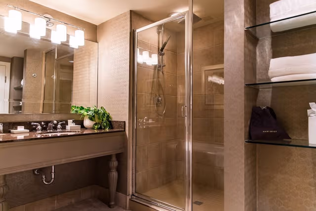 Executive Suite, Multiple Beds