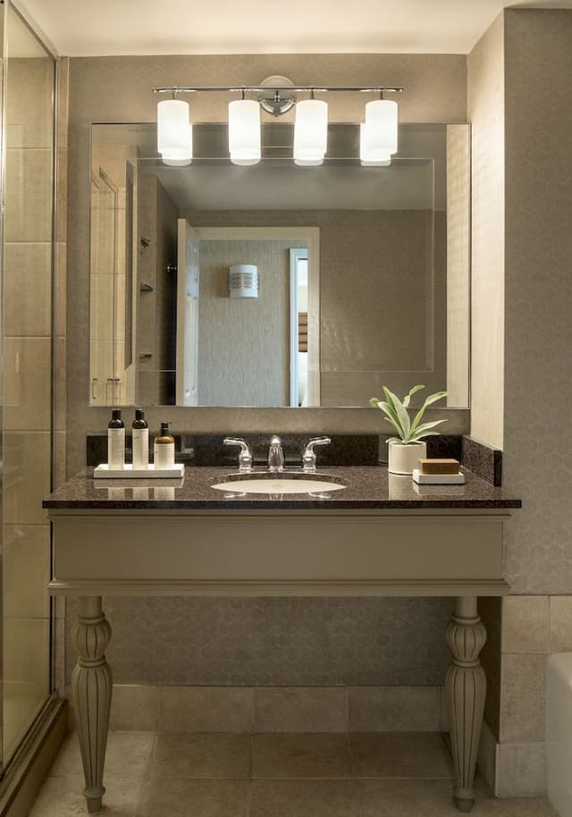 Executive Suite, Multiple Beds