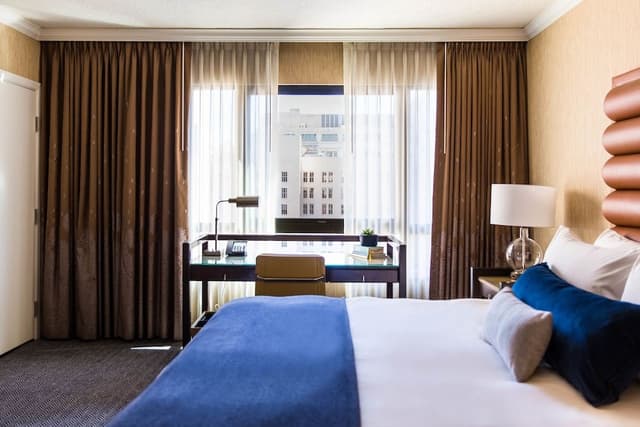 Executive Suite, Multiple Beds